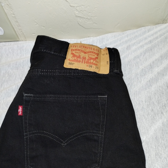 501 shrink 2 fit jeans used condition - Picture 2 of 3